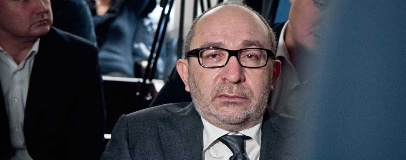 Генпрокуратура влаштувала обшуки у приміщеннях Кернеса та матері Добкіна