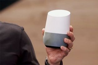 Google представив домашнього голосового помічника