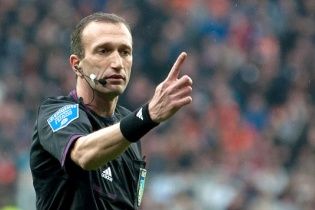 Скандальні арбітри Вакс і Жабченко продовжать судити матчі чемпіонату України