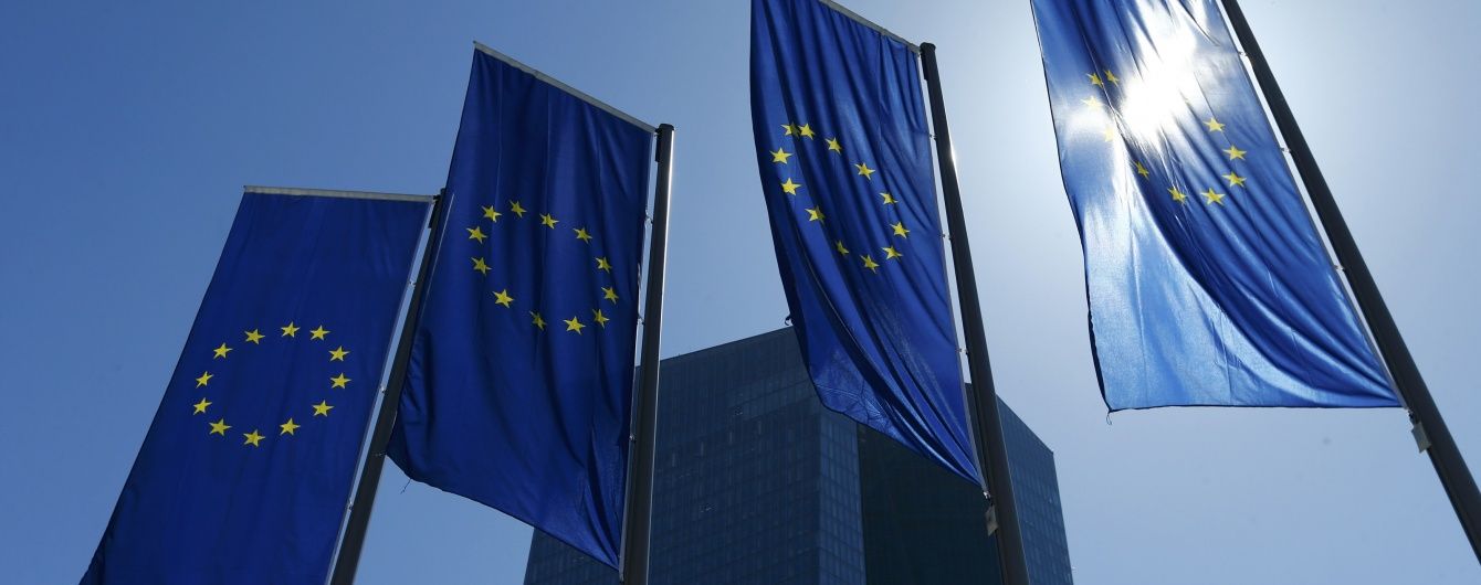 Єврокомісар анонсував запровадження безвізового режиму для України у жовтні
