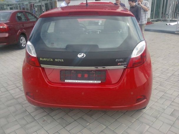ZAZ Slavuta Nova 2