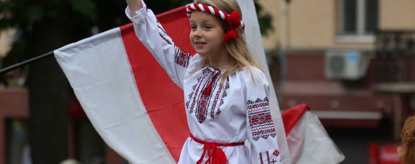 У 2015 році Євросоюз купив в України одягу на 525 млн доларів