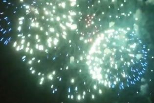 У Росії залп феєрверку влучив у натовп, загинула жінка