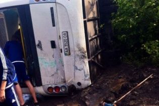 Автобус із гравцями "Динамо" потрапив в аварію