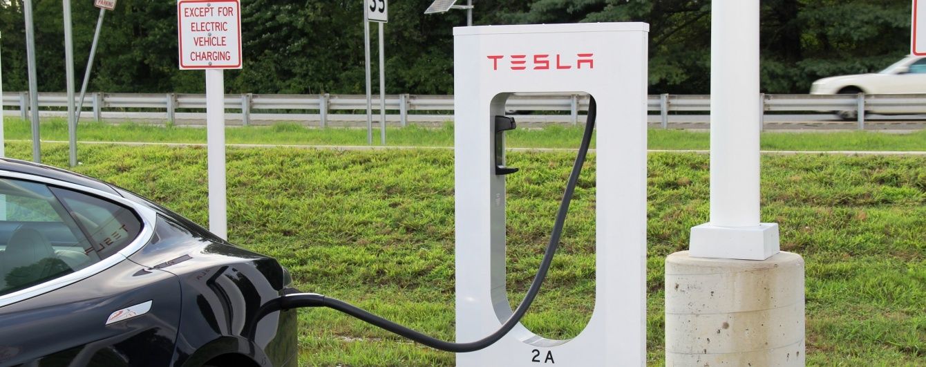 Tesla Model 3 останется без бесплатных заправок