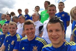 Коноплянка зняв на відео "мокрий" прикол гравців збірної України над Хачеріді