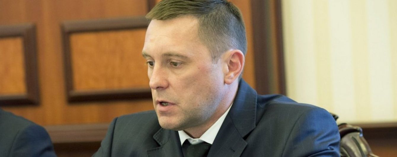 Не витримав і півроку. Із "Укравтодору" звільнився керівник