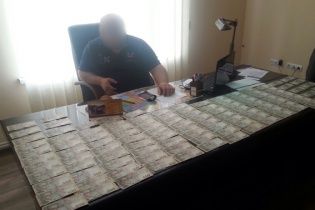 У Львові на хабарі затримали начальника відділу поліції