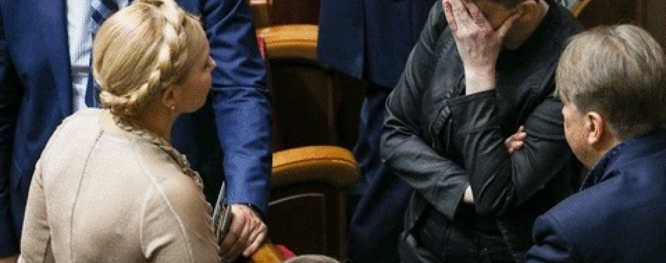 Савченко і Шухевич хочуть зірвати судову реформу та скасувати зміни до Конституції