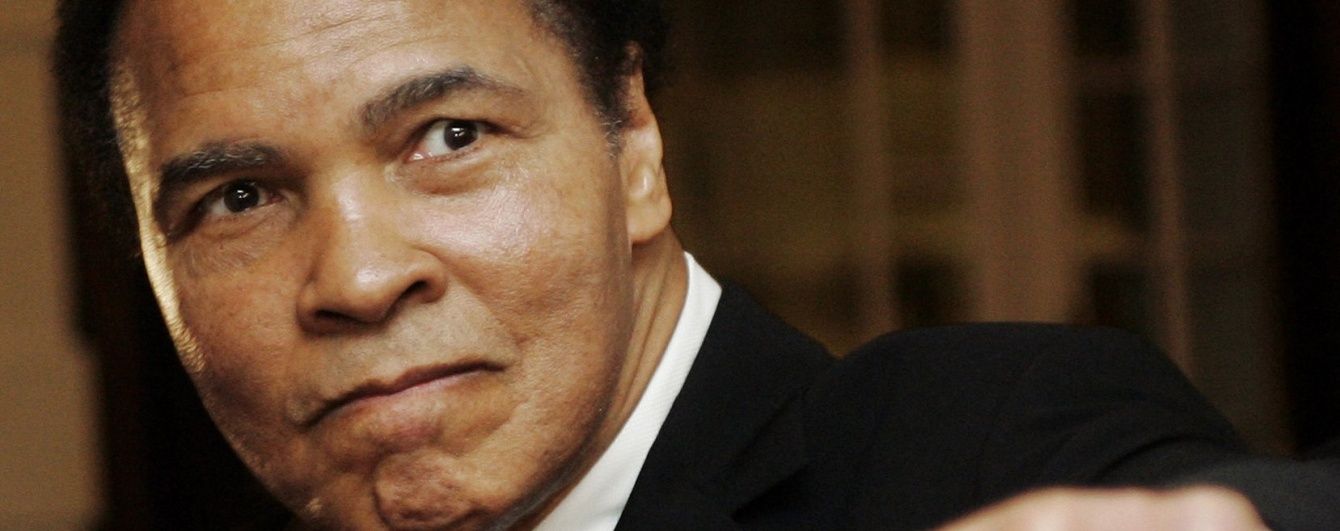 Легендарний боксер Мохаммед Алі при смерті – ЗМІ