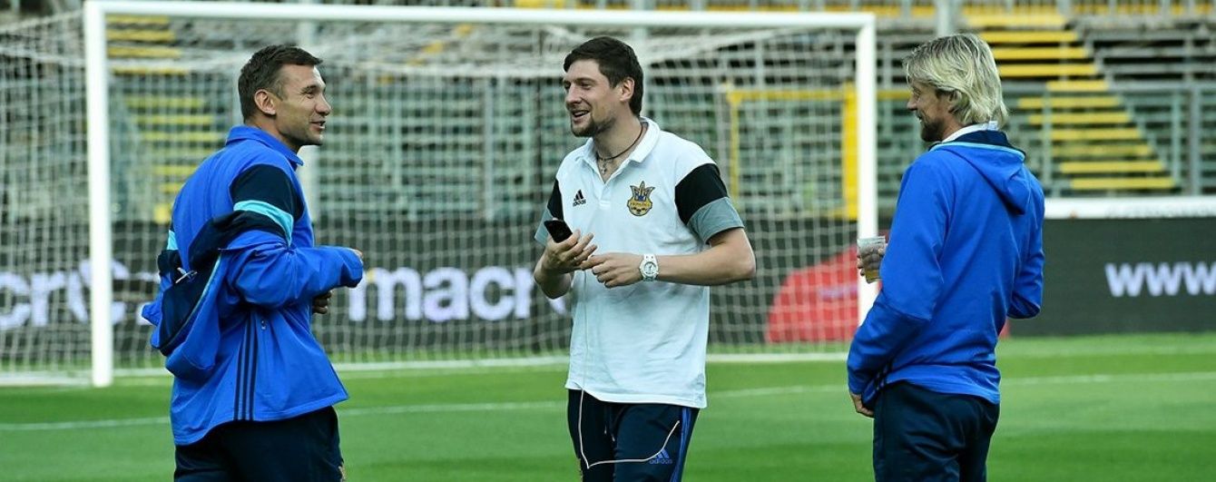 Селезньов образився: бачив, як ви нас підтримуєте. Всі виродки, всі козли, всі дерев'яні