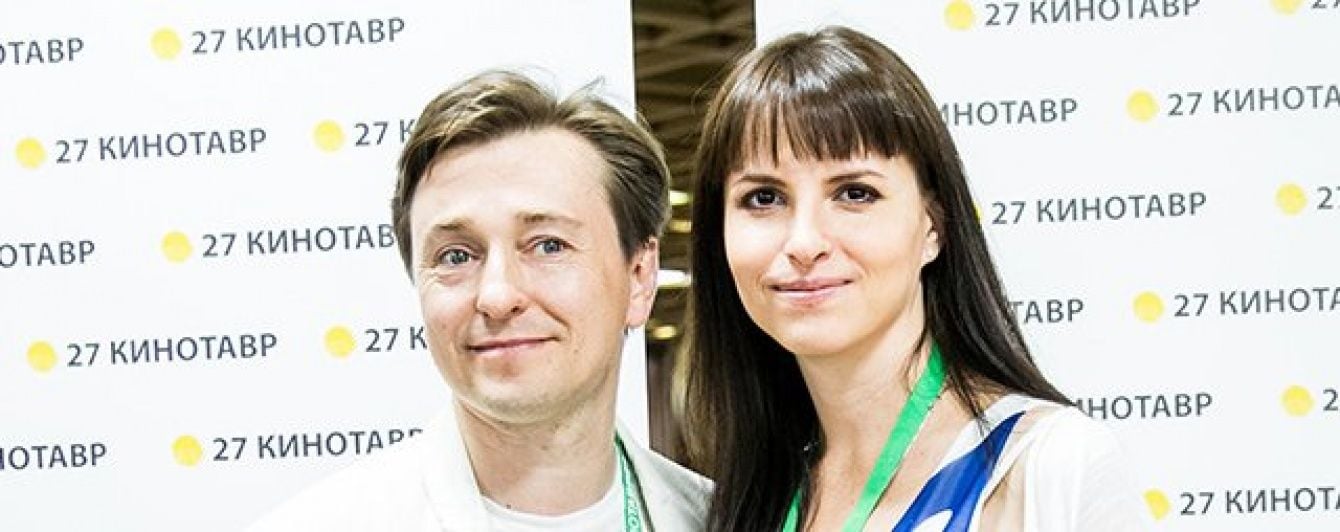 Вагітна дружина Сергія Безрукова вперше показала округлений животик