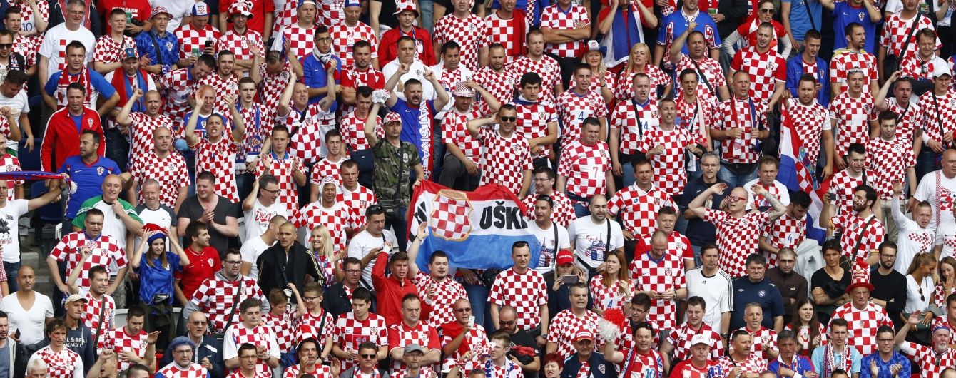 УЄФА завів справу проти хорватів та турків за порушення на Євро-2016