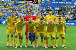 Дві поразки у семи поєдинках. Матч Україна - Польща в інфографіці