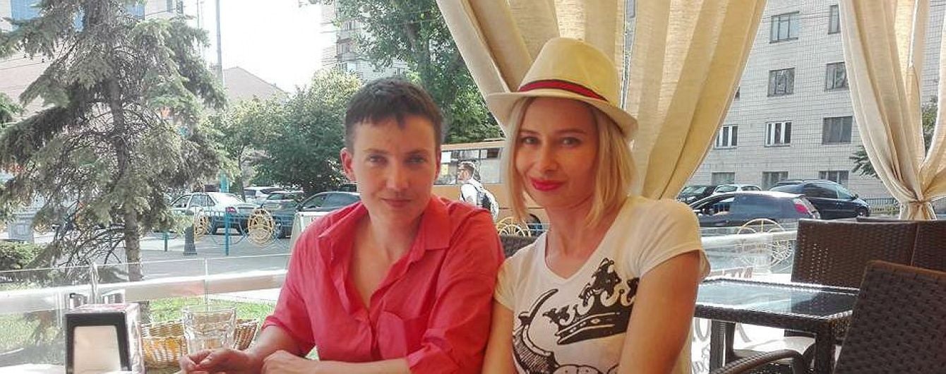 Зустріч "випускників": Савченко, Афанасьєва і Варфоломеєву об'єднав "Суд абсурду"