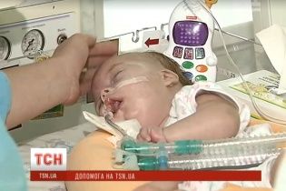 Крихітна Надійка потребує допомоги небайдужих