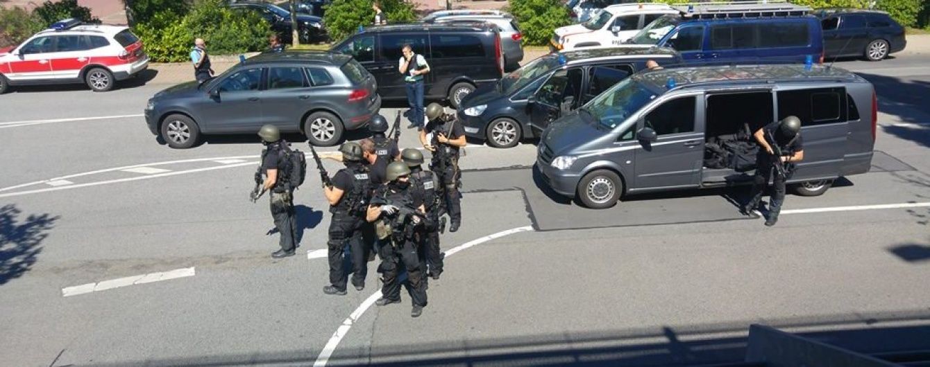 У Німеччині невідомий відкрив стрілянину в кінотеатрі, десятки людей постраждали