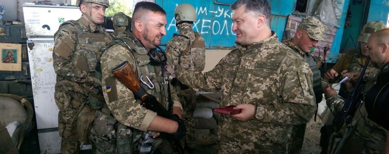 Зараз могла бути восьма хвиля мобілізації – Порошенко