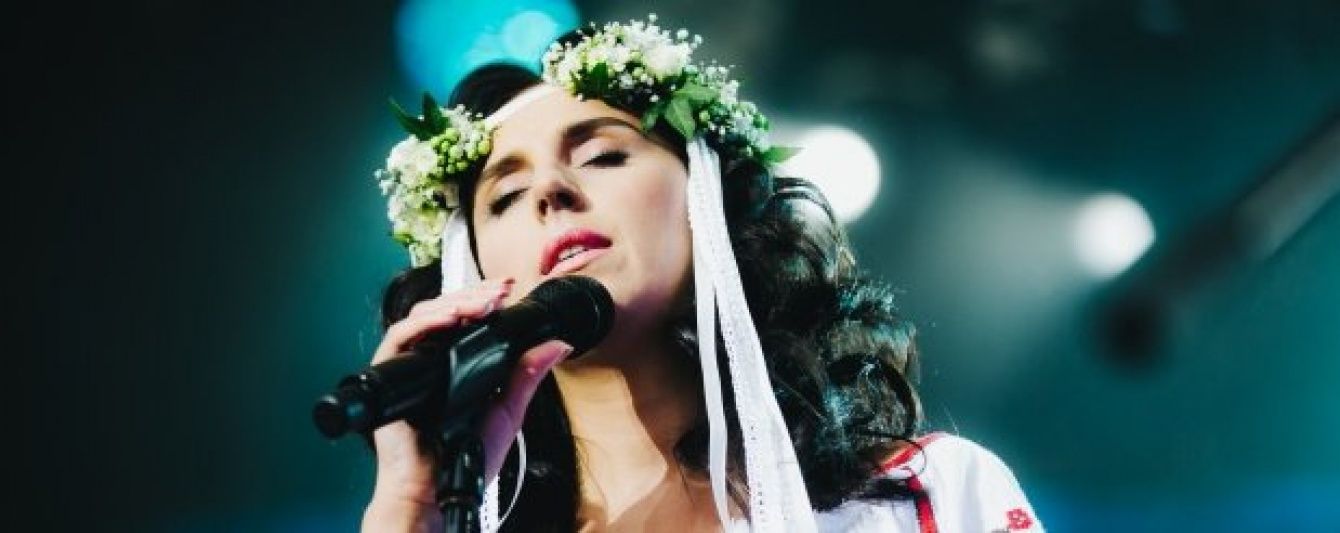 Джамала у ефектній сукні-вишиванці виступила на Alfa Jazz Fest 2016