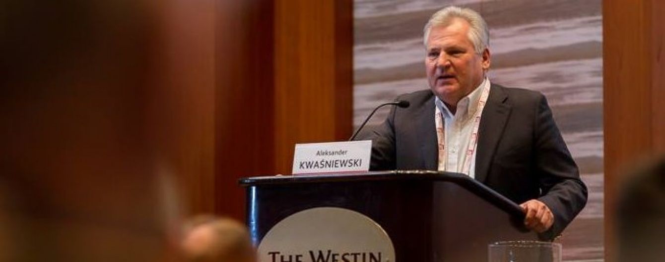 Екс-президент Польщі заявив, що Україні не варто мріяти про вступ до НАТО і ЄС