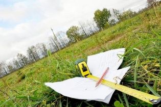 Держгеокадастр відкрив інформацію про дозволи на зняття й перенесення родючого шару ґрунту