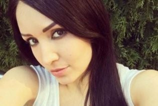 Ангеліна Завальська зворушила прихильників світлиною з крихітною донечкою