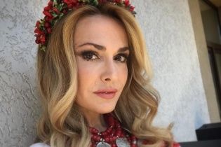 Сумська згадала, як Паперний "роздягав" її очима