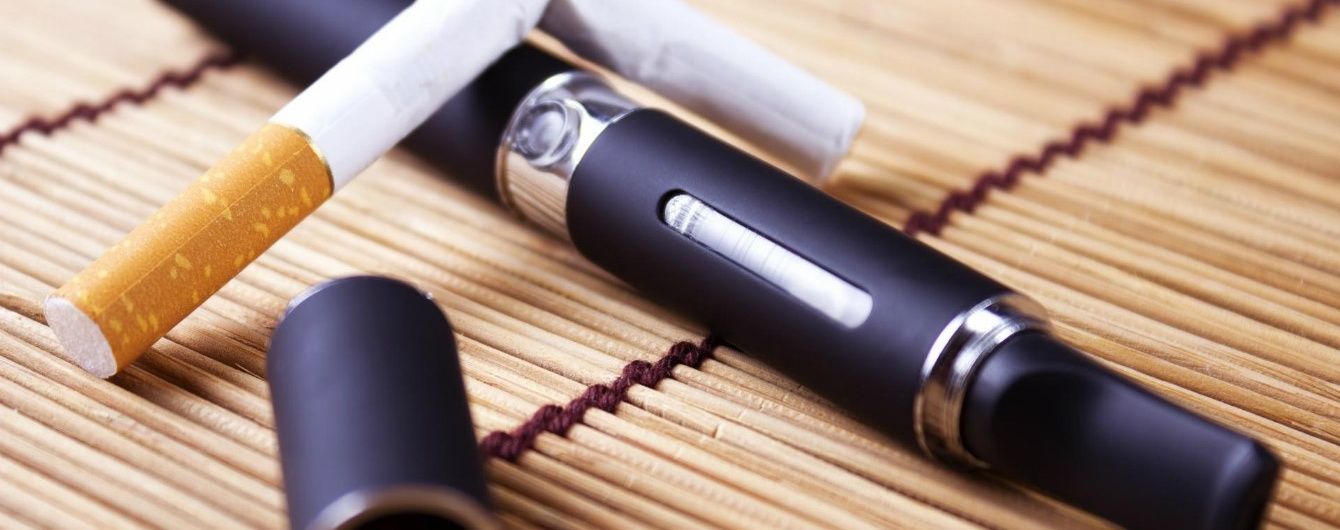 Електронні сигарети більше не ефективні? Представлений метааналіз досліджень
