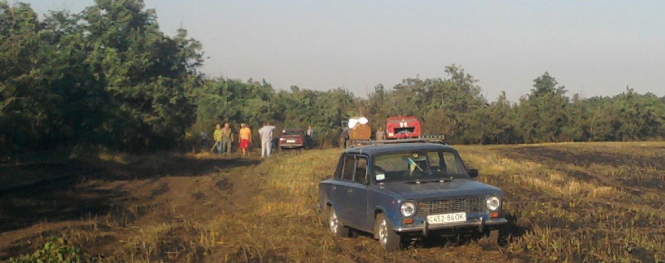 Масштабні пожежі на Одещині: вогонь знищів гектари полів із пшеницею та автомобіль