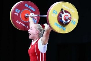 Українську важкоатлетку позбавили олімпійської медалі через допінг