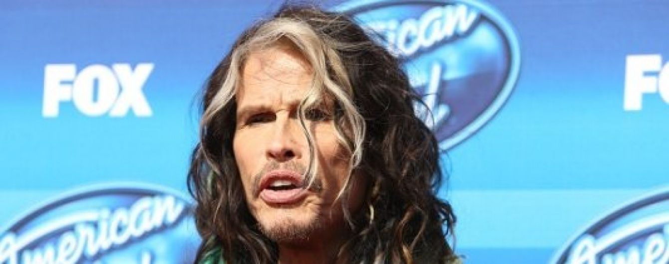Лідер Aerosmith занепокоєний відсутністю новин про стан здоров'я госпіталізованого колеги
