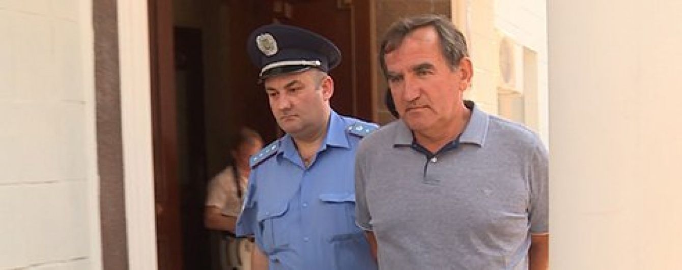 Скандальний забудовник Войцеховський звів у селі ресторан і зоопарк