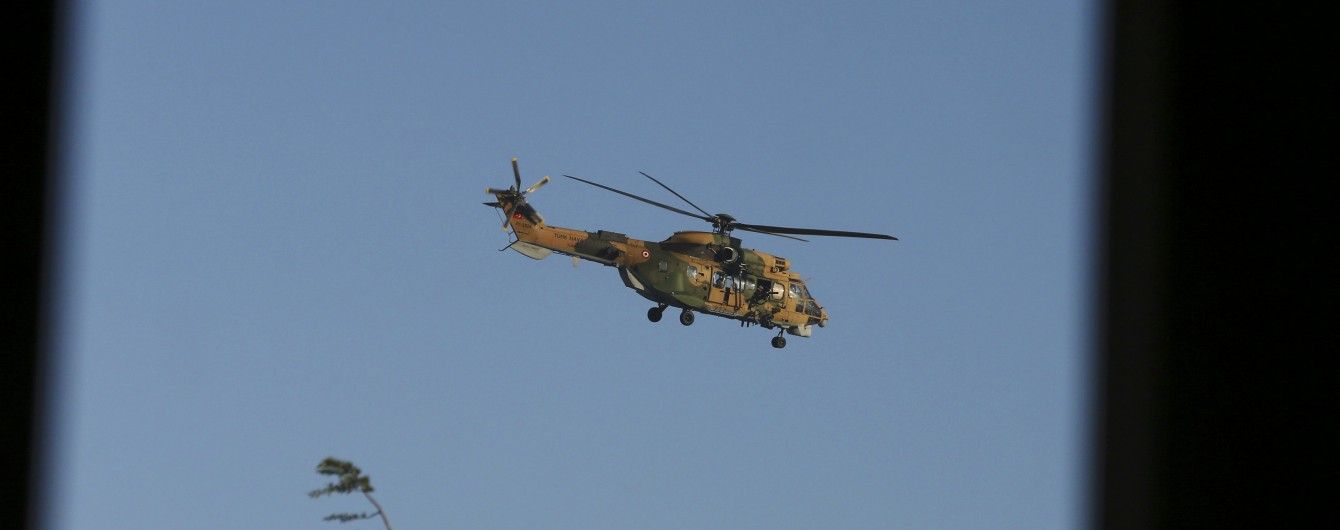 Одна з військових авіабаз Туреччини й досі знаходиться під контролем заколотників – CNN