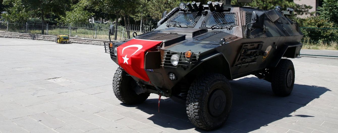 У Туреччині затримали понад 100 генералів і адміралів через спроби перевороту