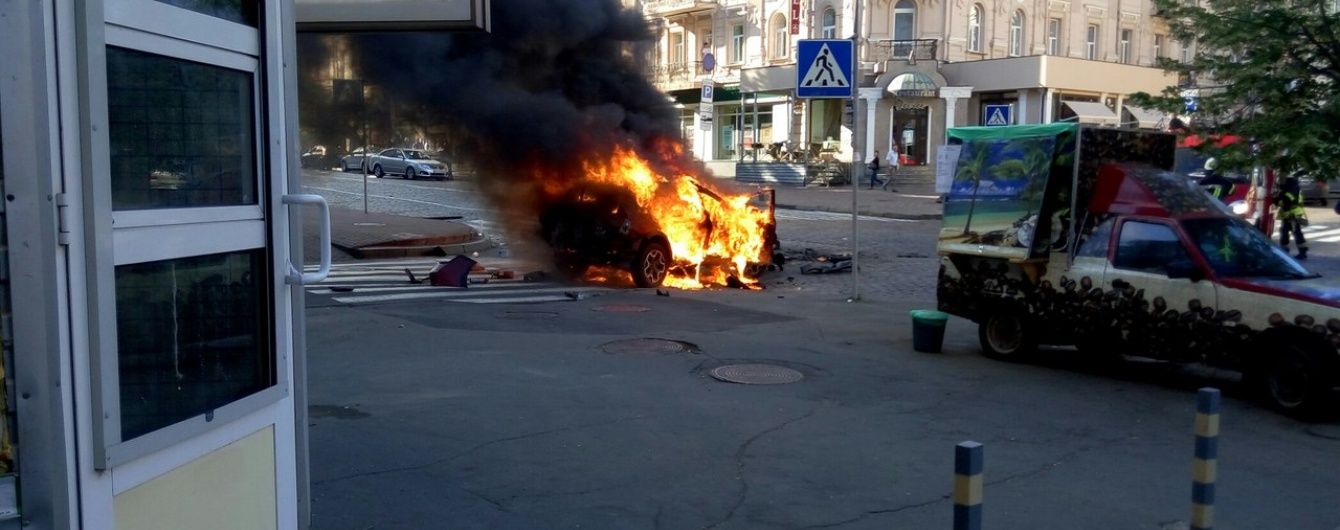 Поліція вилучить усі записи з камер відеоспостереження біля місця загибелі Шеремета – Деканоідзе