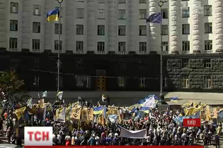 "Азов" і шахтарі провели акцію протесту біля Кабміну