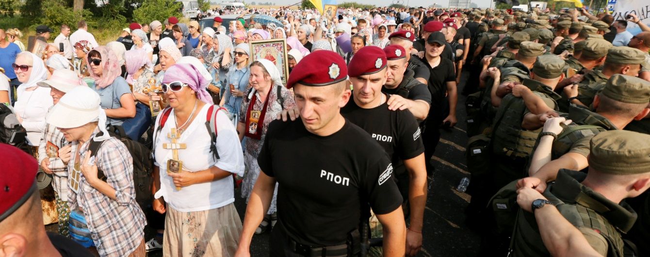 Жахи про русофобів та "Правий сектор". Що російські ЗМІ пишуть про хресний хід УПЦ МП