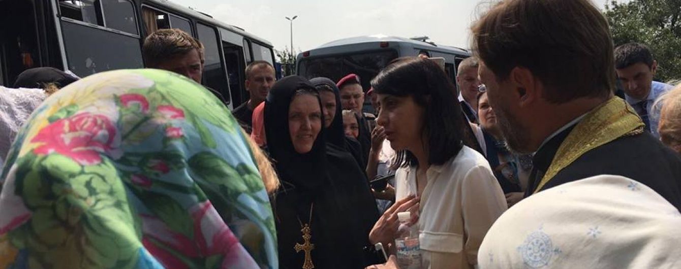 Муляжі бомб і автобуси від МВС: як хресний хід УПЦ МП входив у Київ