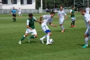 "Динамо" скромно перемогло "пивоварів" у столичному спарингу