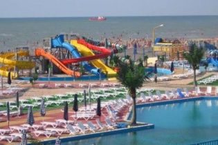 У російському селищі ввели режим НС через великий наплив туристів