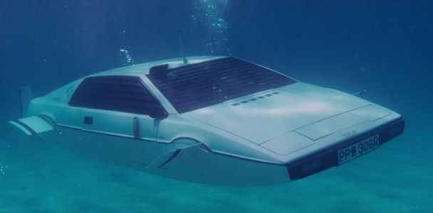 Автомобиль-субмарина агента 007 Lotus Esprit S1