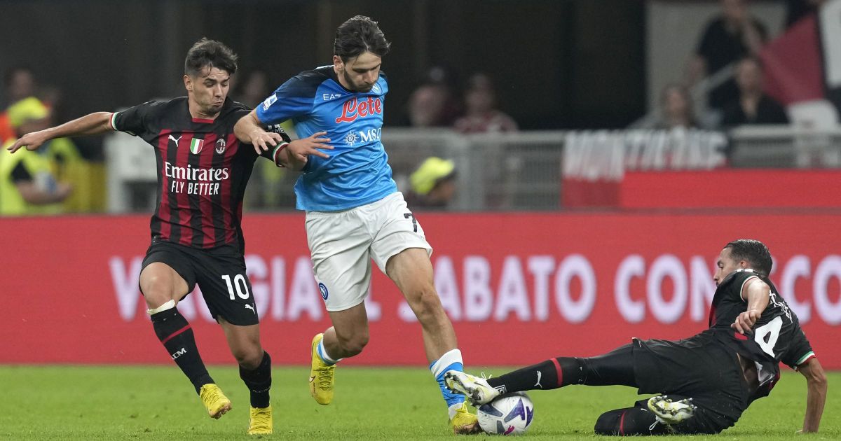 Милан – Наполи: где смотреть и ставки букмекеров на матч 1/4 финала Лиги чемпионов