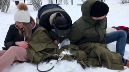 Пара из Харькова скрепила свою любовь цепями в Киеве