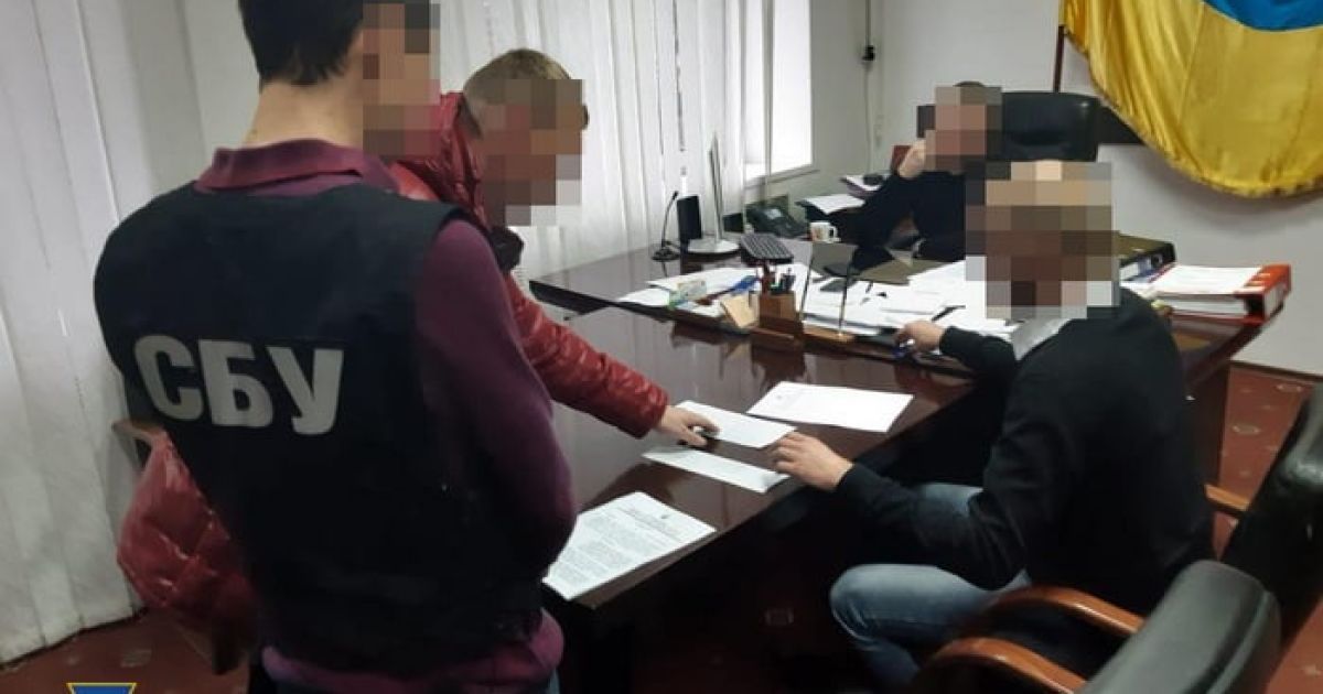 Руководитель Держгеокадастра в Запорожской области прокручивал миллионные махинации с землями заповедников