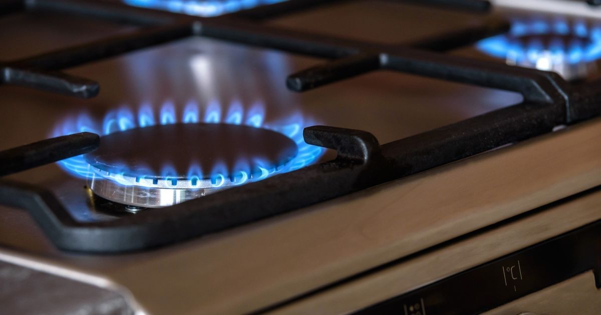 Комунальне випробування: у Києві будинок 5 днів живе без газу і води