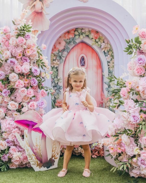 Олександр Зінченко з родиною / © instagram.com/v.lada_sedan