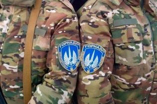 На засіданні суду у справі торнадівців бійці обматюкали суддю: Ти будеш страждати, с*ка