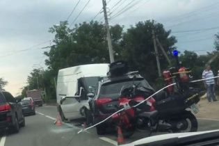 Масштабна ДТП в Криму: мікроавтобус протаранив три авто, постраждали шестеро людей