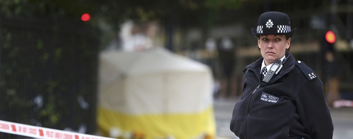 Поліція Лондона розкрила особу нападника з ножем