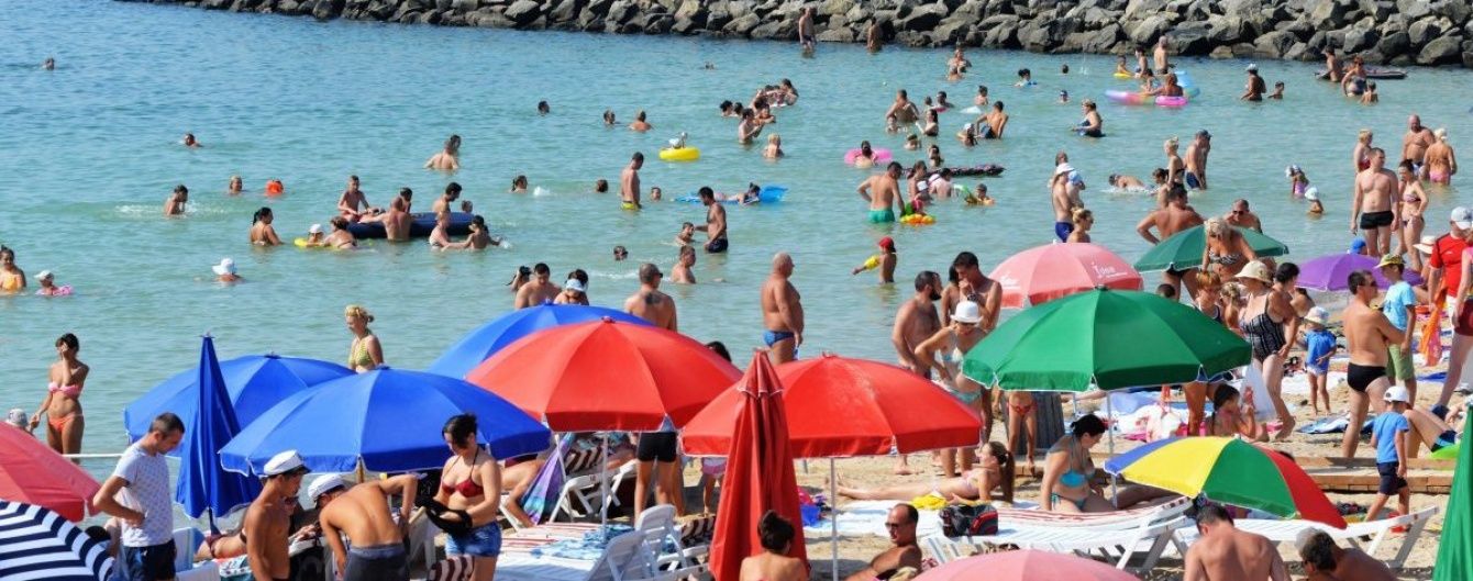 В Україну повертається 37-градусна спека разом зі зливами